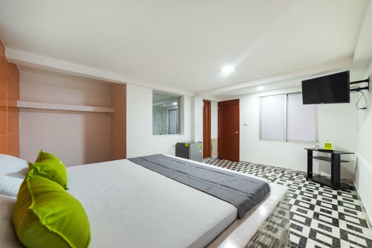 Ayenda 1122 Victoria Hotel Pereira Eksteriør billede
